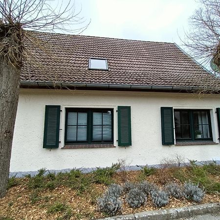 Kleines Landdomiziel Apartment Damerow Exterior photo